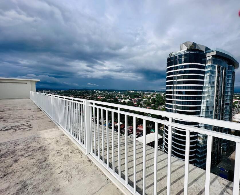 Lengs Place 1 - Studio Unit At Inspiria Condo Beside Abreeza Mall Davao City Екстериор снимка